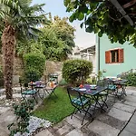Miracolo Di Mare Retro Guest house 3*