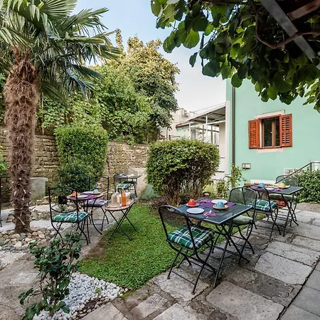 Miracolo Di Mare Retro Affittacamere 3*